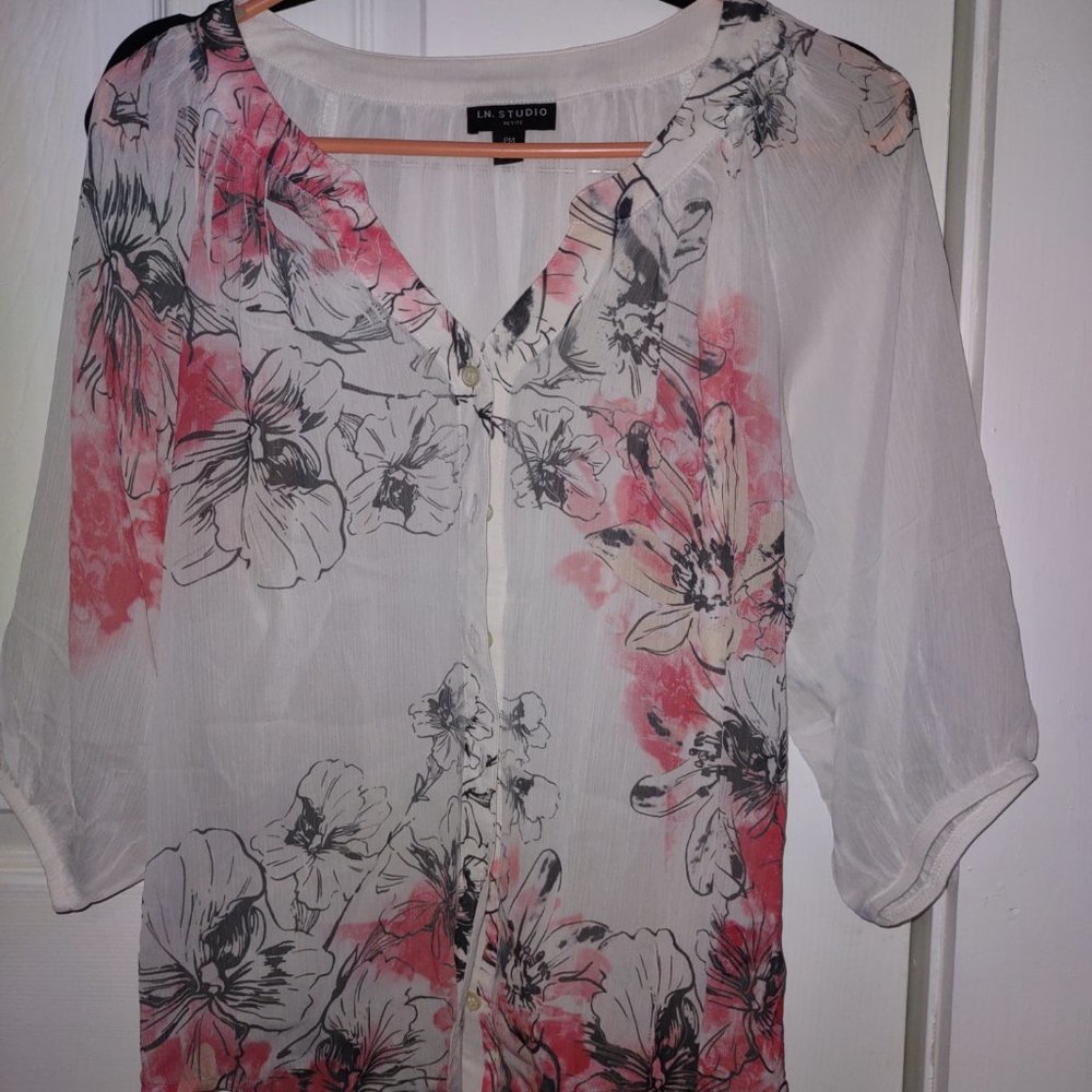 IN Studio blouse
